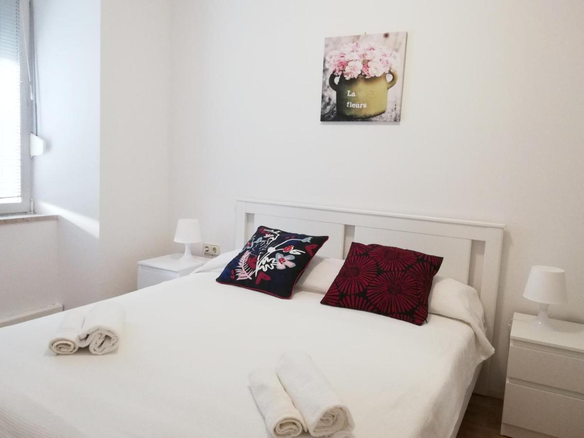 City Center Apartment Umago Esterno foto
